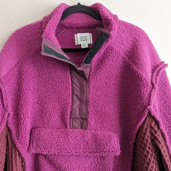 SOLD - BDG Kas Sherpa Mock Neck Fleece - Picture 8 of 10